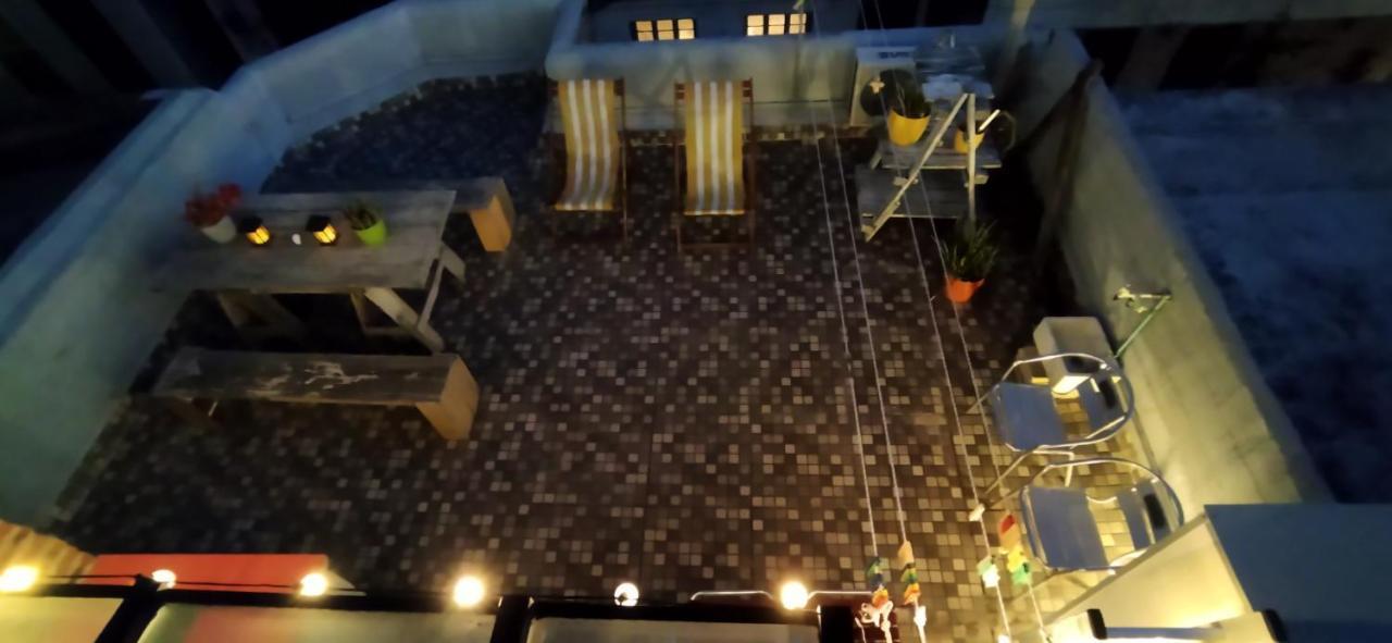 House With Large Terrace, Jacuzzi And Gated Parking For One Car Villa Montevideo Exteriör bild