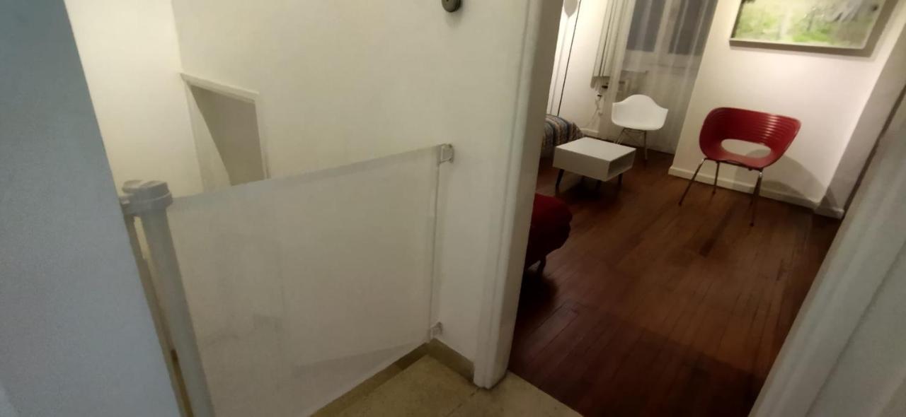 House With Large Terrace, Jacuzzi And Gated Parking For One Car Villa Montevideo Exteriör bild