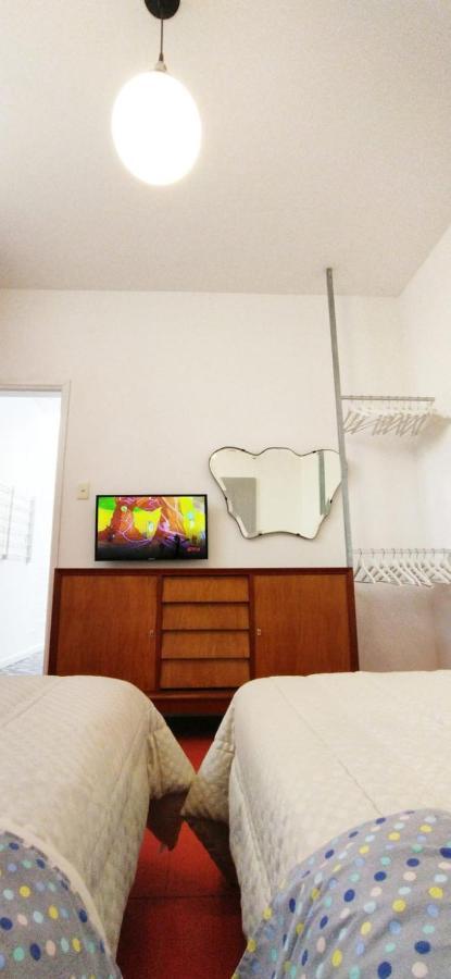 House With Large Terrace, Jacuzzi And Gated Parking For One Car Villa Montevideo Exteriör bild