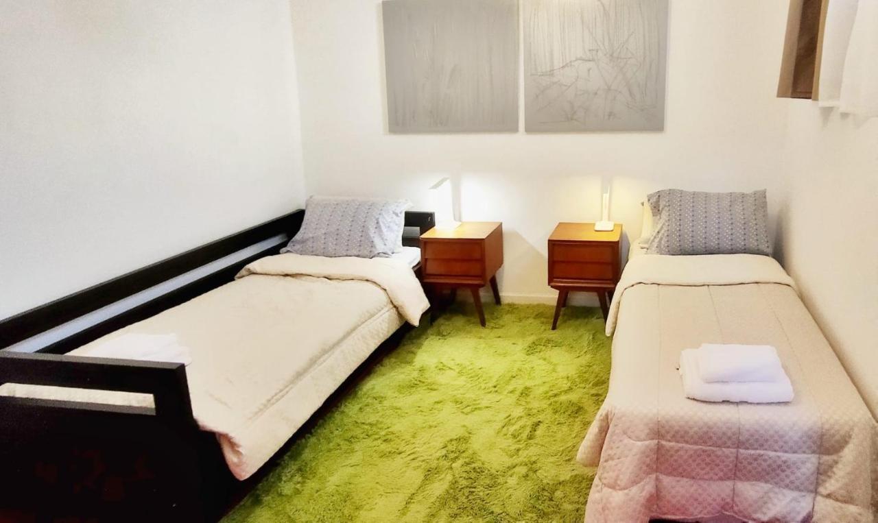 House With Large Terrace, Jacuzzi And Gated Parking For One Car Villa Montevideo Exteriör bild